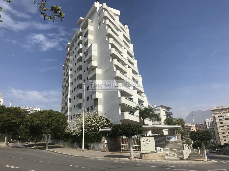 Foto 8d845c88-2208-4d00-abc6-b0c64b618fd4. Apartament amb aparcament piscina a Mirador de la Cala-Benimar Vila Joiosa (la)