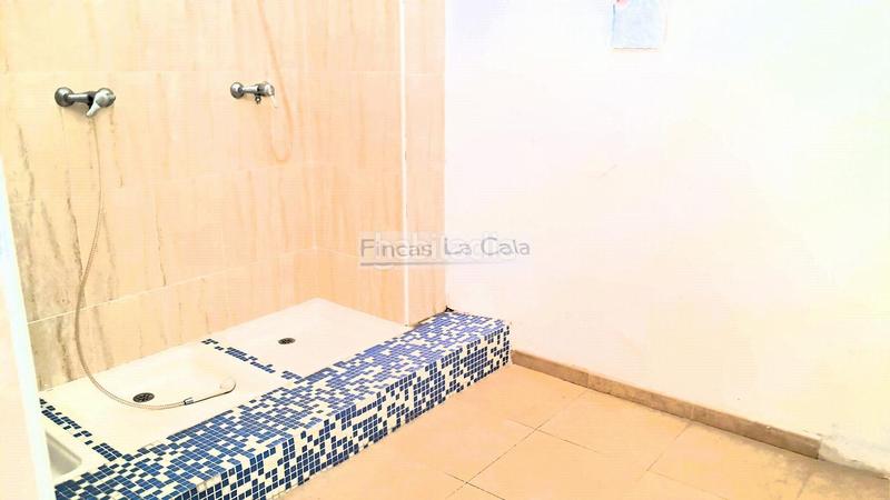 Foto a627f6f2-390b-4aef-9a5d-ed475979d4b0. Lloguer local comercial a Poble Nou-Montiboli Vila Joiosa (la)