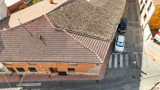 Casa in Calle madrid 45. Casa de pueblo con gran parcela y múltiples posibilidades en val