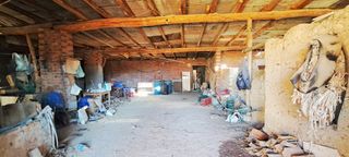 Maison à Calle de la iglesia 15. Negocio y viviendas