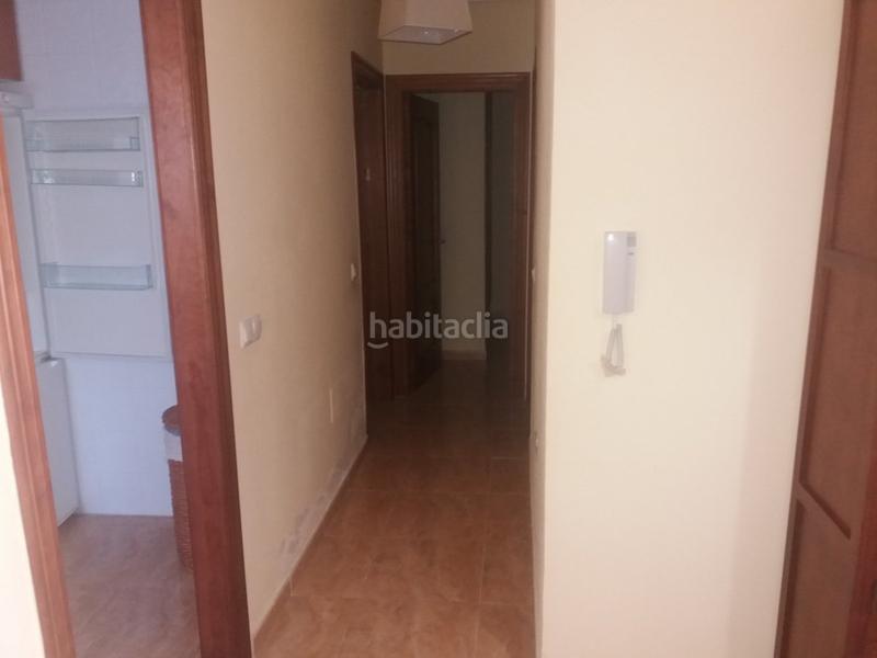Foto 1dc0f66f-9b5f-4b16-b57b-66581fa85cdb. Alquiler apartamento alquiler anual gran urbanizacion en Vera