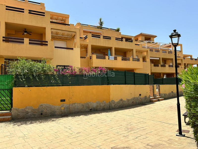 Foto 11bda7af-c943-41bf-b9b9-df399f4ba370. Apartament amb aparcament piscina a puerto Vera Vera