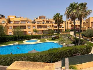 Apartamento en Puerto Vera. Amplia y soleada terraza