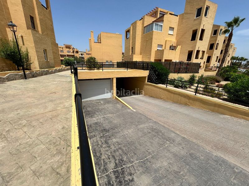 Foto 48077085-2dcd-4908-a15b-420ec0e6ab30. Apartament amb aparcament piscina a puerto Vera Vera