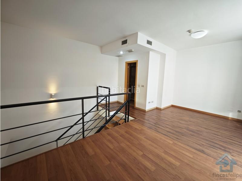 Foto 2bdd420c-a374-4966-aa76-553fb0a4ef0e. Oficina amb calefacció a Simancas Madrid