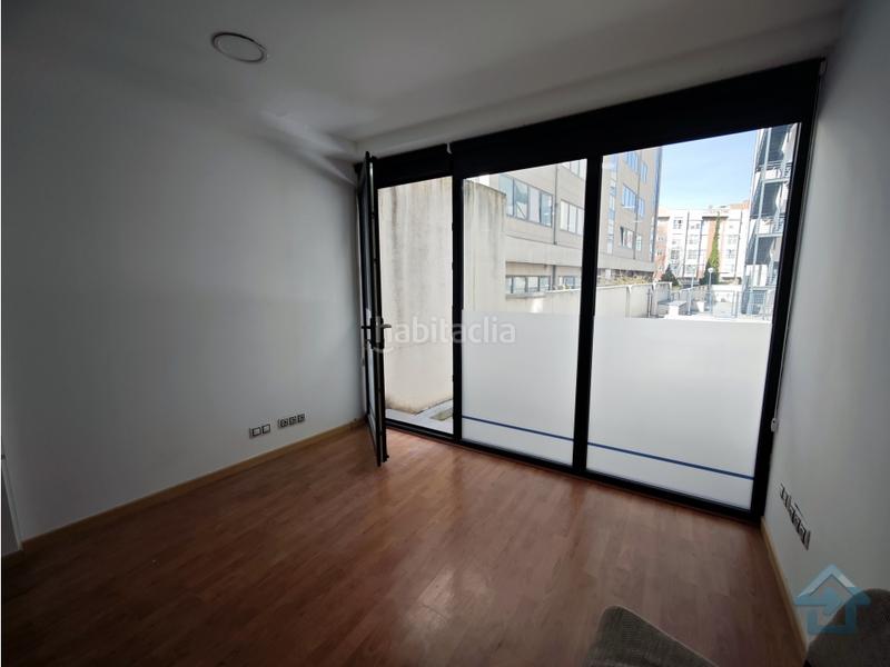 Foto 6f6cc733-6696-49cc-8542-c379445f94be. Oficina amb calefacció a Simancas Madrid