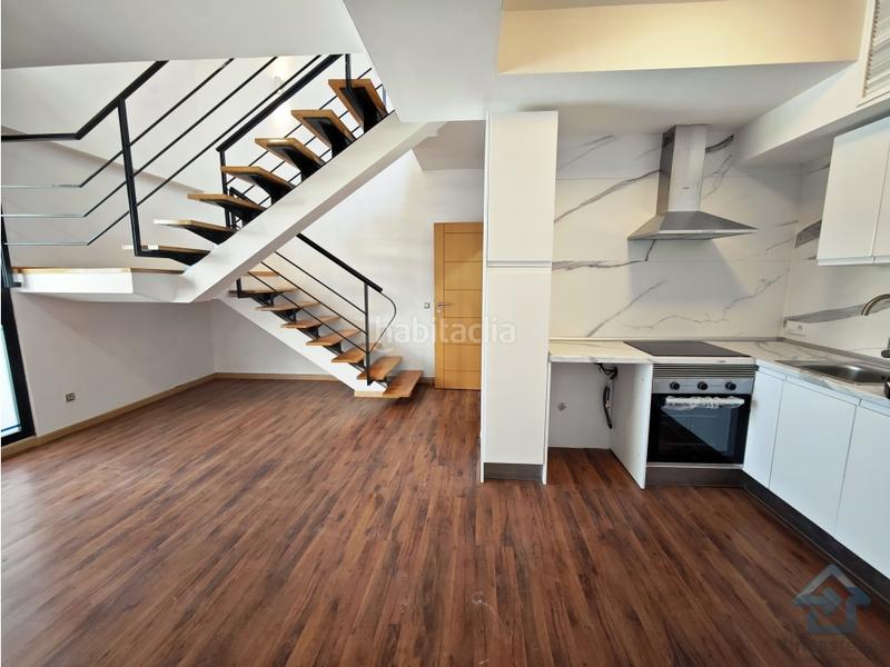 Foto 71d6175d-cbc1-426b-a021-96288345f1d6. Oficina amb calefacció a Simancas Madrid