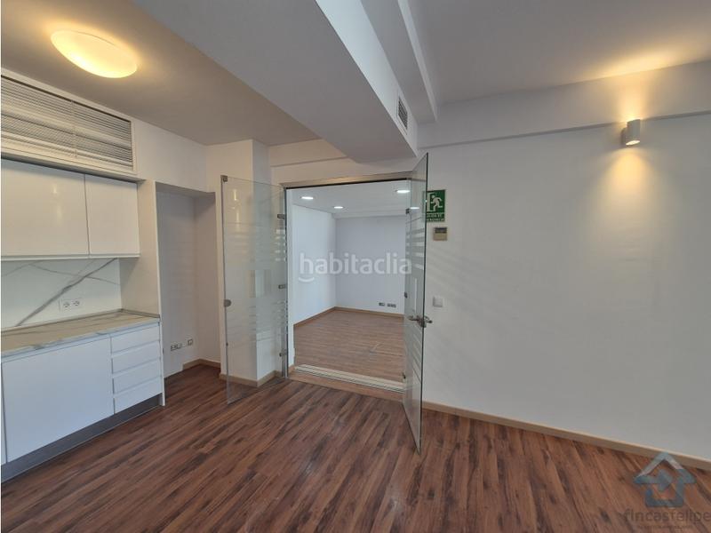 Foto cb02be33-c11c-45c7-9355-223a0f2fb601. Oficina amb calefacció a Simancas Madrid