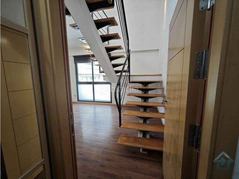 Foto e0e1b3ec-ba79-41cf-8353-d59eafa9ae89. Oficina amb calefacció a Simancas Madrid