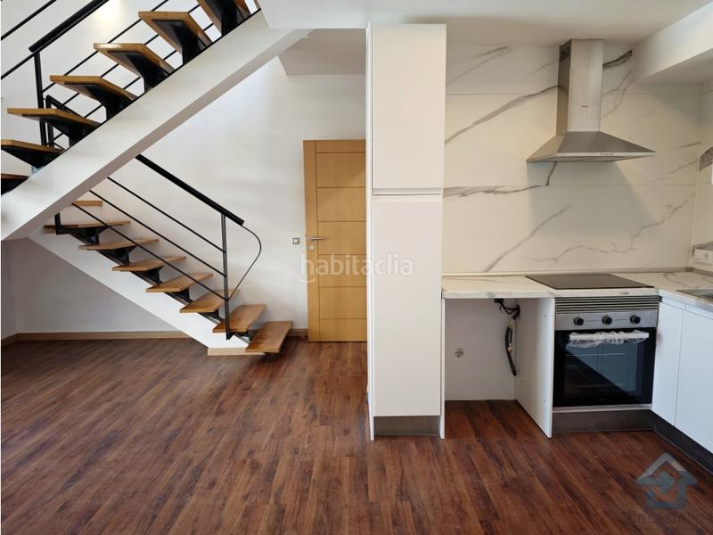 Foto f11af1d4-ef9d-42ac-a645-894a48e6f1dd. Oficina amb calefacció a Simancas Madrid