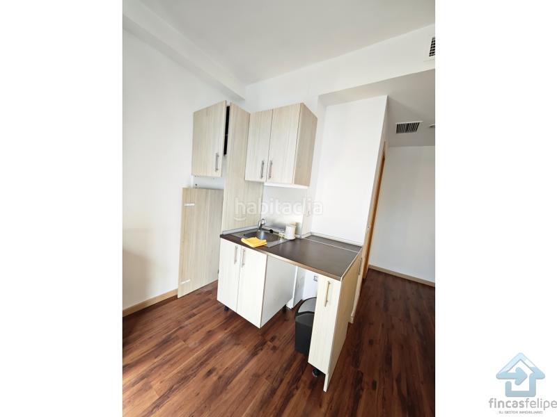 Foto 423ad422-1690-43f7-a998-61d187f6ab54. Oficina a Simancas Madrid