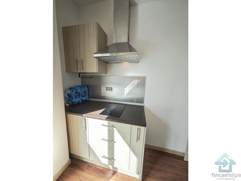 Foto 478d1f93-b448-4090-a4e3-4f54c2c02780. Oficina a Simancas Madrid