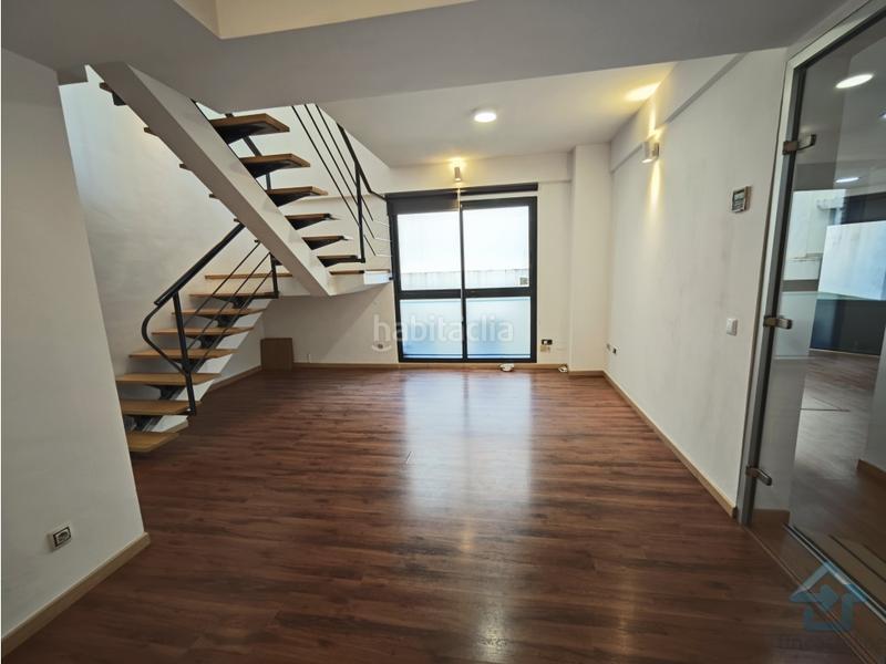 Foto 4de7e203-e2f2-4a1f-aaac-a5d14c57f169. Oficina a Simancas Madrid