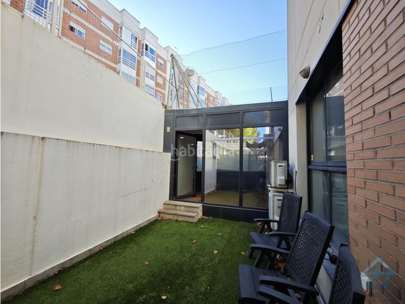 Foto 72baeb42-9f16-43e4-8ead-c2085932a3d4. Oficina a Simancas Madrid