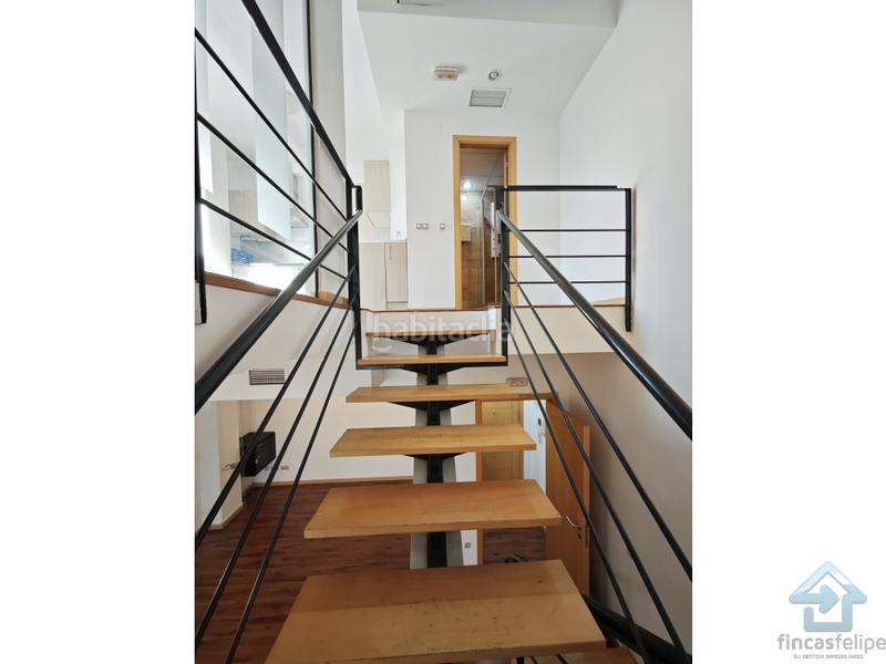 Foto 8759aa43-9db8-452f-9a80-731779d496a1. Oficina a Simancas Madrid