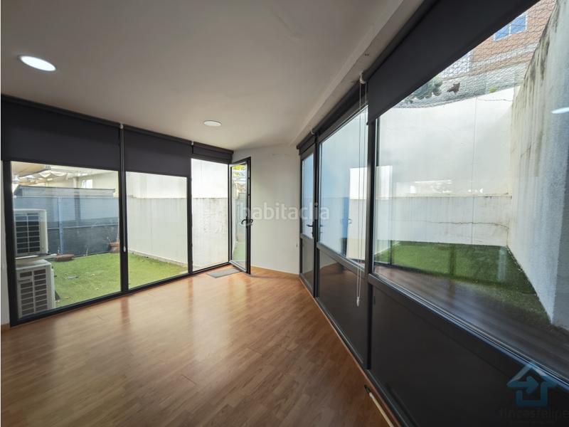 Foto b033f6ec-084e-4834-9b45-0de72f7cfd38. Oficina a Simancas Madrid