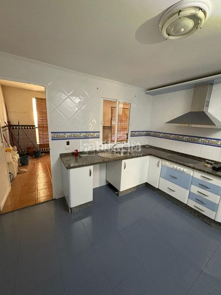 Foto 7e8835ce-c227-498b-93f5-f40b6bc42c4e. Etagenwohnung mit heizung in San Jose de la Rinconada