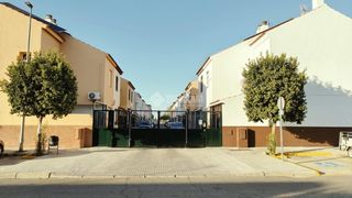 Towny house in San Jose de la Rinconada. Casa en venta en san josé de la rinconada