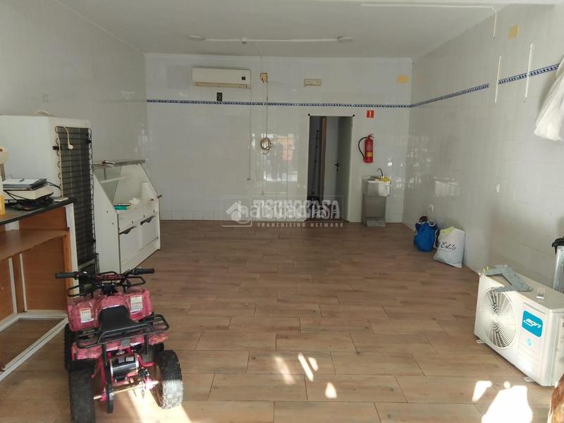 Foto 9f797fcf-7cc5-4b32-a09a-5f098e101647. Alquiler local comercial tienda en alquiler en san josé de la rinconada en San Jose de la Rinconada
