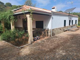 Chalet  N/a. Se vende chalet en el calatraveño