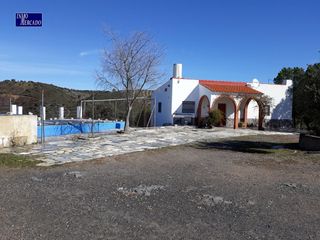 Chalet  N/a. Se vende chalet en termino de añora
