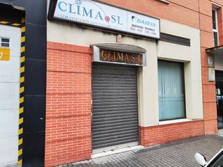 Local Comercial a Calle periodista antonio rodríguez mesa 11. Local en zona mercacordoba