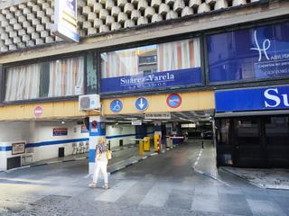 Parking coche en Calle conde de robledo 6. Aparcamiento frente bingo zahira