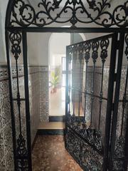 Edifici a Calle julio valdelomar 8. Edificio facultad de derecho