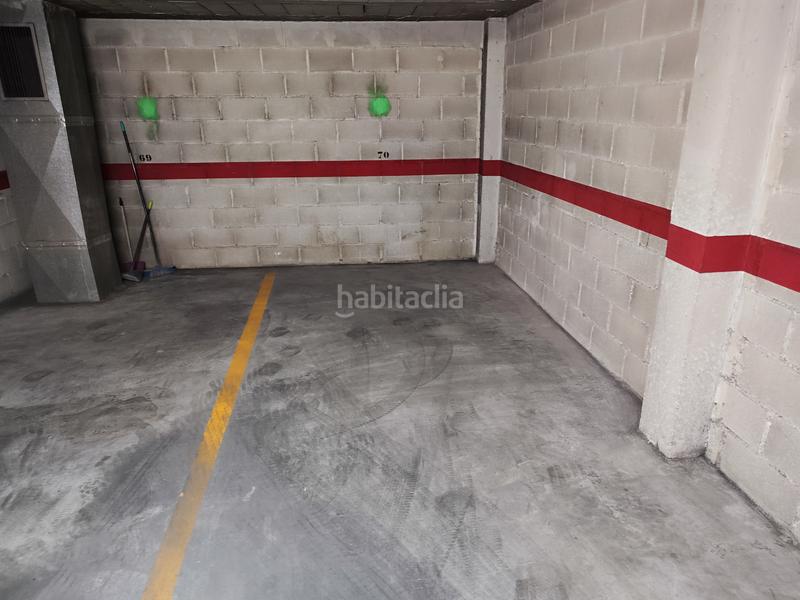 Foto 04ddca12-70d9-4b5e-8c72-92f08bc4f3bb. Parking coche en plaza de la barrera 45 aparcamiento la barrera en Lucena