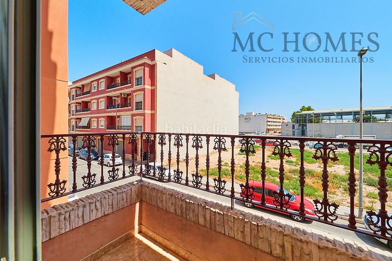 Foto f8dbbd3b-0382-4600-a850-315d4c17dac4. Alquiler piso  en alquiler almoradi en Almoradí