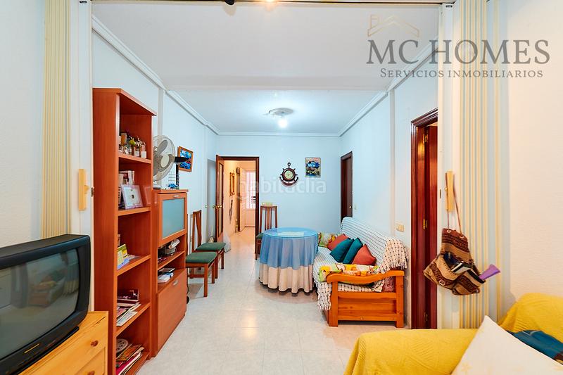 Foto 3bf70c85-e666-4e66-8baf-88ae8bbf42bc. Piso en calle bazan 92 piso en venta calle bazán en Torrevieja