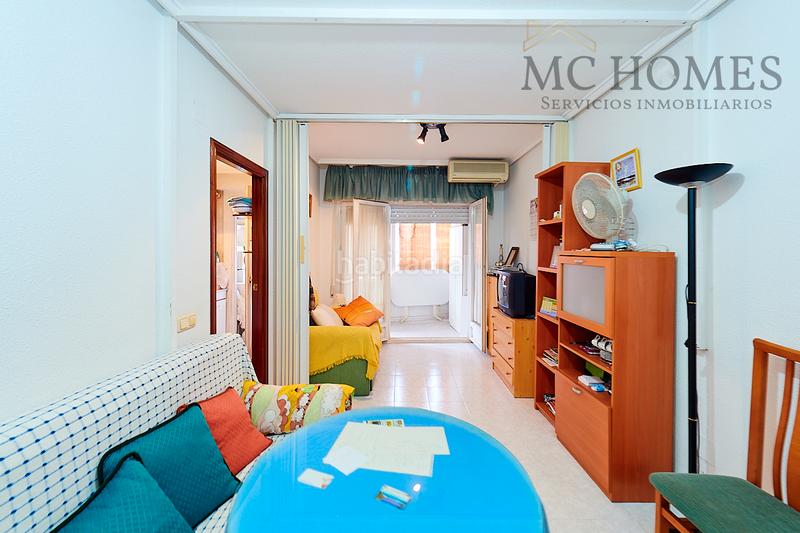 Foto 3fa33812-1b2c-4407-aac1-8b04b564094d. Piso en calle bazan 92 piso en venta calle bazán en Torrevieja