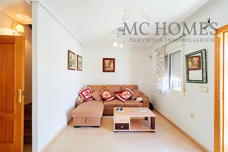 Foto d40b1639-ddc0-425c-aff8-68b6fcf52fa6. Affitto casa bifamiliare con parcheggio piscina in Torrevieja