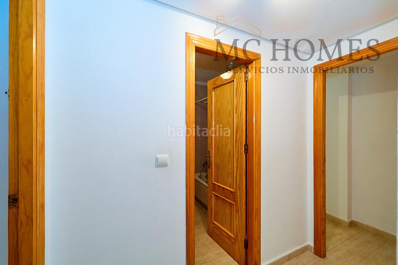 Foto 2e931ac4-68db-4a15-a620-c392baf94fb7. Pis a Zona Playa de los Locos Torrevieja