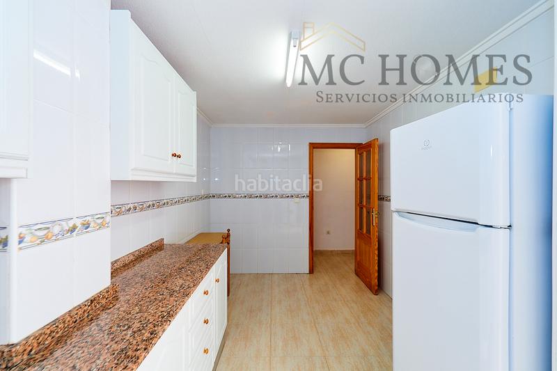 Foto 43bf94e5-78c8-471b-b144-68e9c5991894. Pis a Zona Playa de los Locos Torrevieja