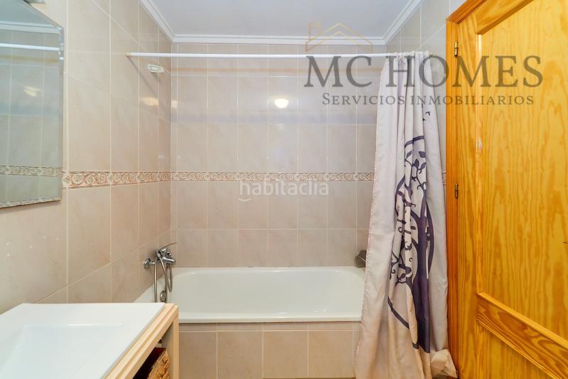 Foto bff75fb2-0b3d-4f9c-9cb0-a783f61d2a0b. Pis a Zona Playa de los Locos Torrevieja