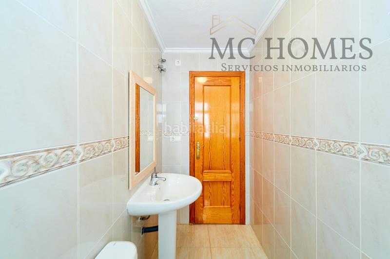 Foto cc60830b-d1ad-458f-8549-e0b442d4790c. Pis a Zona Playa de los Locos Torrevieja