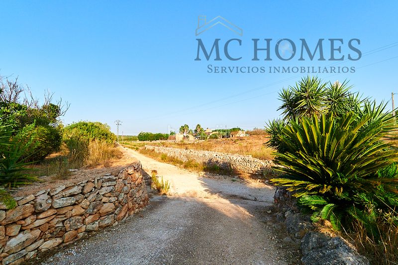 Foto 4326b6fd-e7af-421c-9274-be6f5573085d. Chalet  independiente con piscina e en Chella
