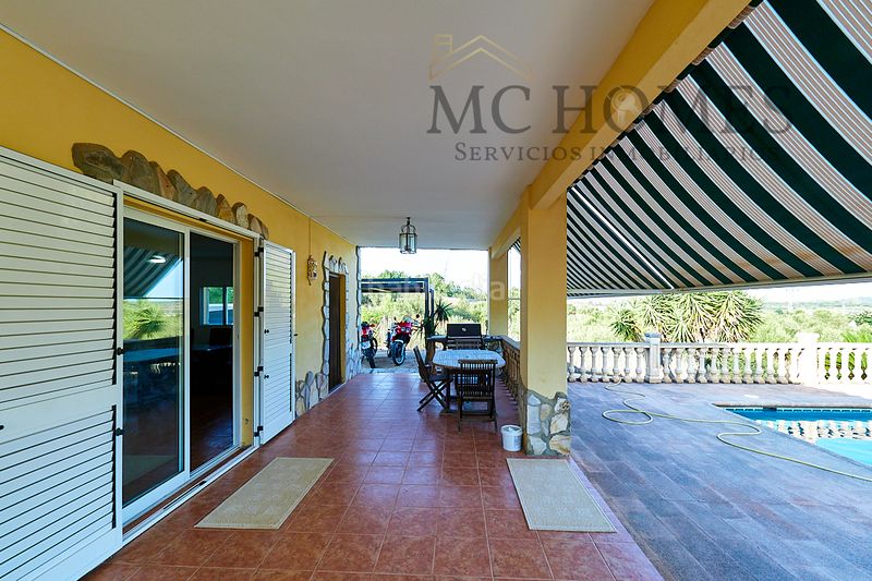 Foto 4e94f524-db3a-49ce-87fa-05296dfc0d22. Chalet  independiente con piscina e en Chella