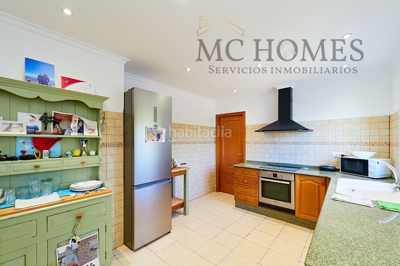 Foto 77cee829-3909-4860-ad6b-e208b41080f9. Chalet  independiente con piscina e en Chella