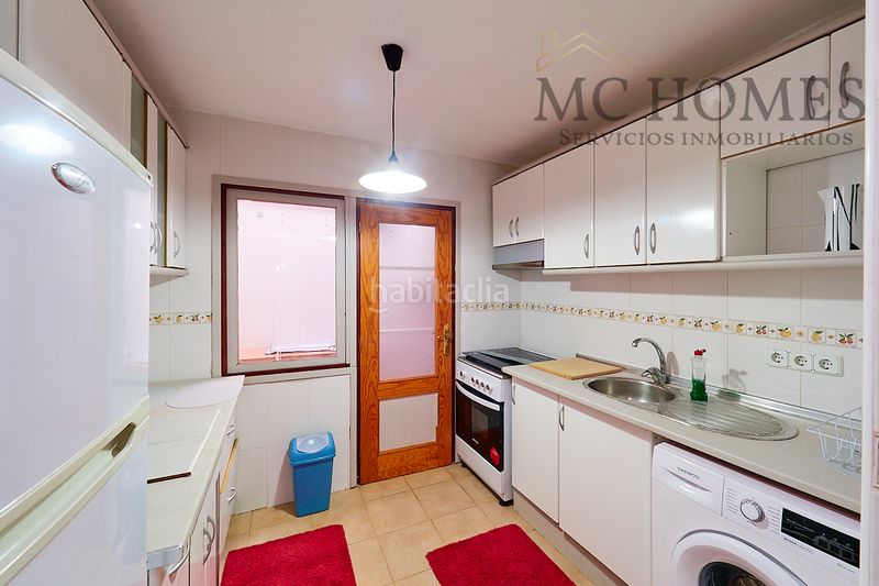 Foto cc2d46fc-5a0e-47eb-a5d4-11f516a0e51d. Casa adossada a Zona Carrefour - Urbanizaciones Torrevieja
