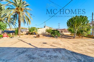Masia a Carrer Carretera R Bon