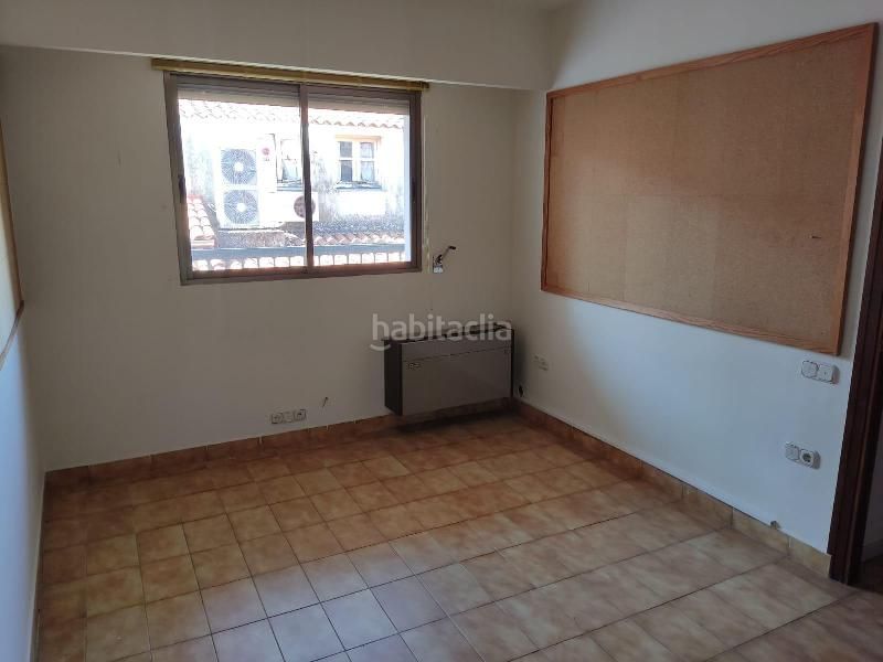 Foto 9a6eb4ad-5461-4330-81f2-cfdc8bedfaa0. Affitto ufficio con riscaldamento in Centro Ciudad Plasencia