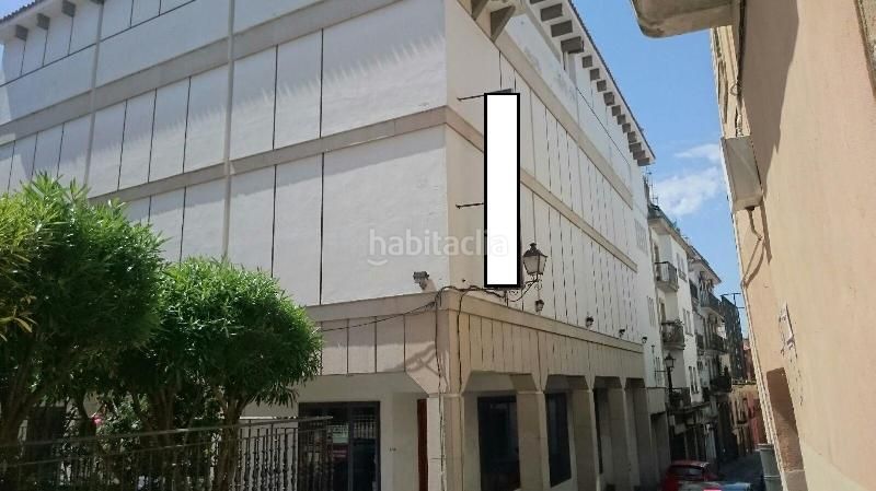 Foto e0c65a8c-b11b-4c26-a2f8-e7ab2fd79d2f. Local comercial a Centro Ciudad Plasencia