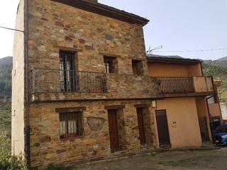 Chalet à Casares de las Hurdes. Casa unifamiliar en venta en casares de las hurdes  casarrubias