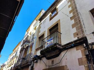 Chalet à Miralvalle - Av. Virgen del Puerto - La Data. Casa adosada en venta en centro  plasencia cáceres