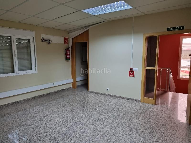 Foto 960ee0a1-e19b-490d-97cf-f08960ba7fe7. Nau industrial a Zona Sur - Av. De España - San Miguel Plasencia