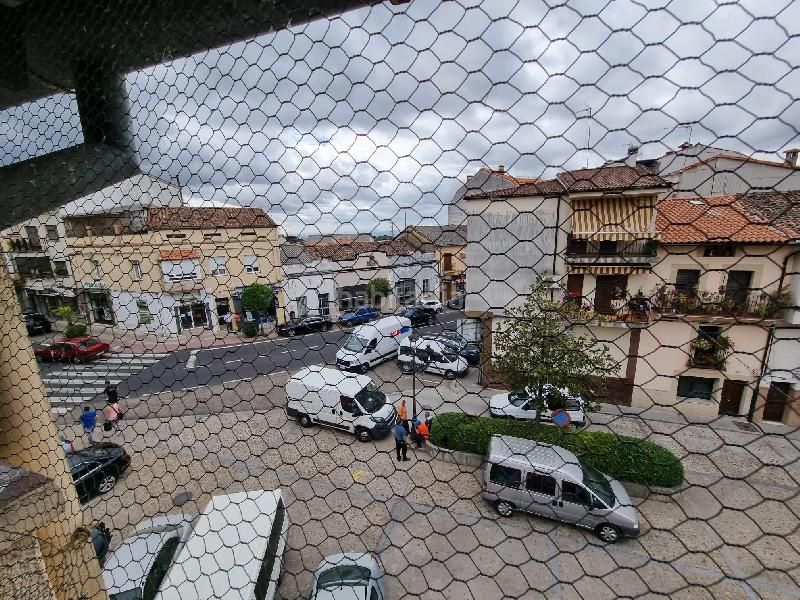 Foto cb80bc03-e4b8-48d5-8c13-834287a52c08. Xalet a Jaraíz de la Vera