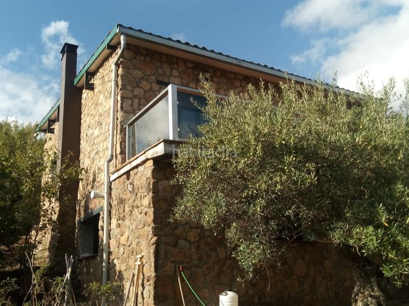 Foto ce055e19-3fa0-4720-92a5-7eeda971a3f9. Chalet casa unifamiliar en venta en somadilla cáceres en Hervás