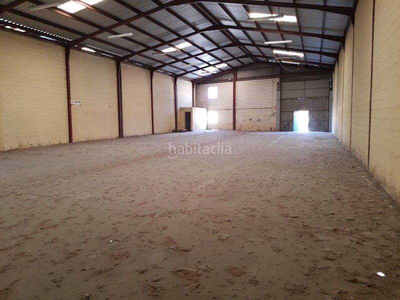 Foto 2ee15dcb-30c5-4581-803d-4d9a282c9ab9. Nau industrial a Zona Sur - Av. De España - San Miguel Plasencia